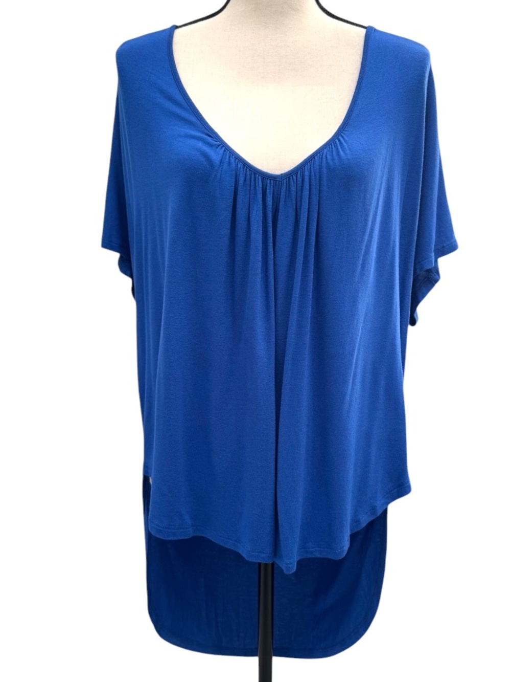 LUSH ROYAL BLUE HIGH LOW HEM V NECK SHORT SLEEVE TUNIC BLOUSE